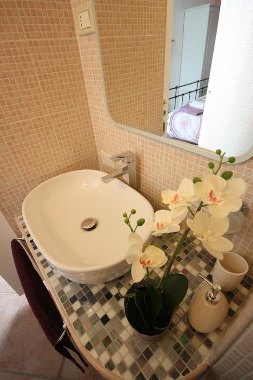 B&B 7 Archi Como Værelse billede